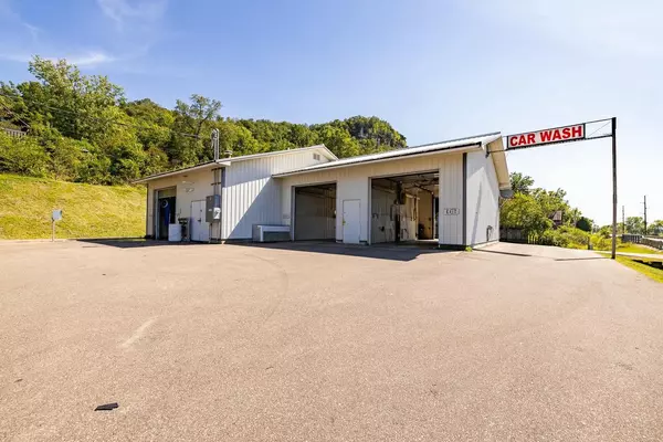 Alma, WI 54610,200 N State Road 35