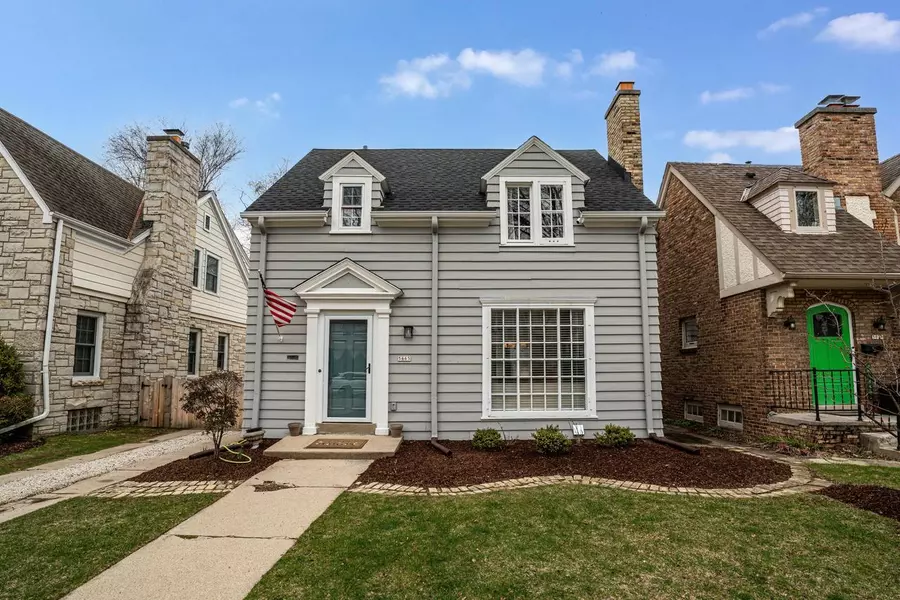 5665 N Bay Ridge AVENUE, Whitefish Bay, WI 53217