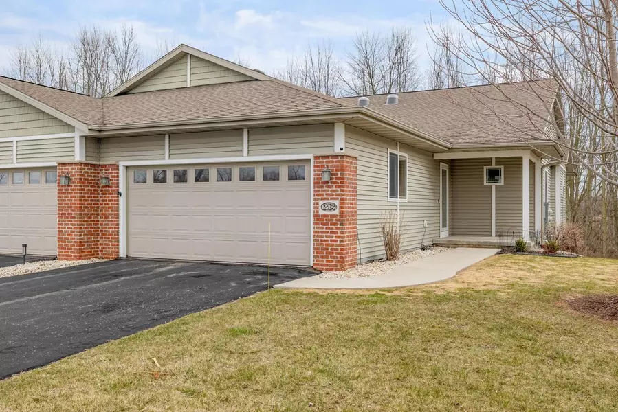 1276 Meadowbrook DRIVE #2, Cleveland, WI 53015