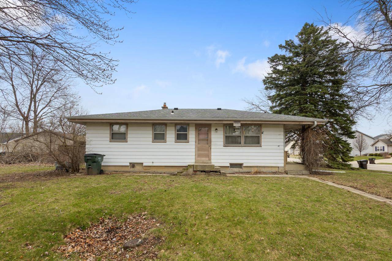 Sturtevant, WI 53177,8632 Broadway DRIVE