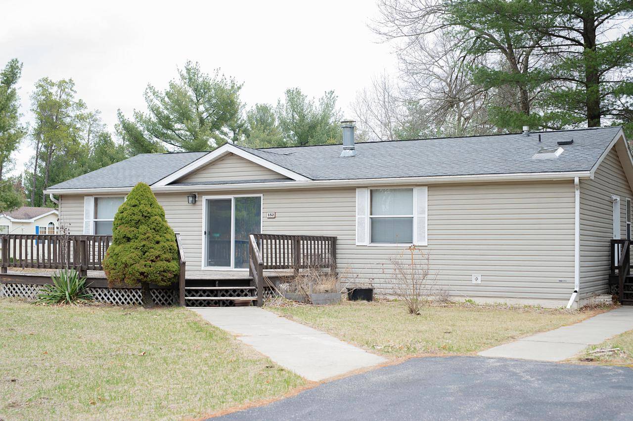 152 Lake Shore DRIVE, Wisconsin Dells, WI 53965