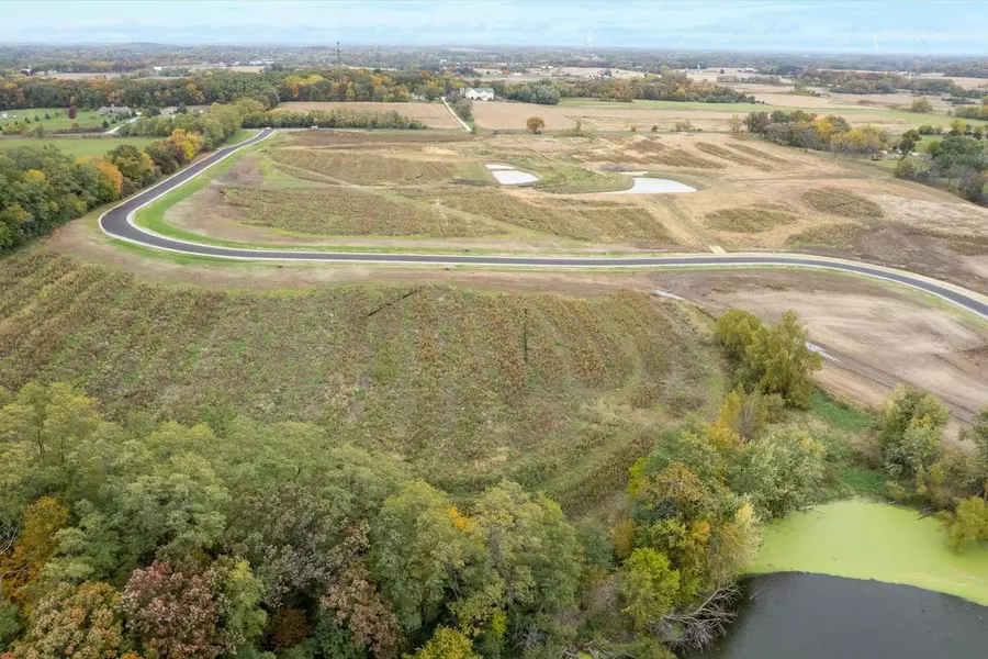 1007 BEERE LANE, Burlington, WI 53105