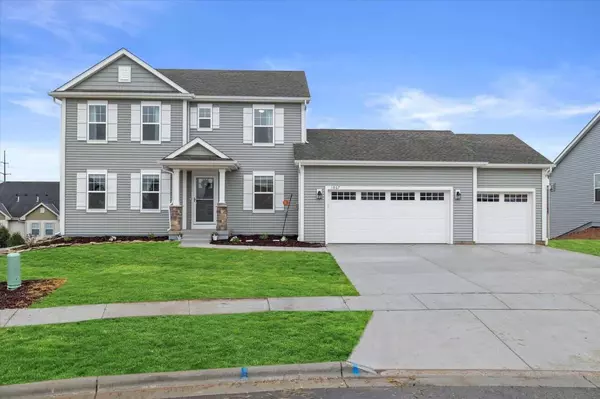 1867 Highland Pointe WAY, Grafton, WI 53024