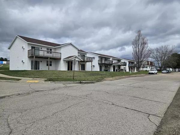 1550 James Dr, Sparta, WI 54656