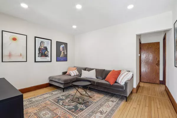 Cudahy, WI 53110,3855 E Layton AVENUE