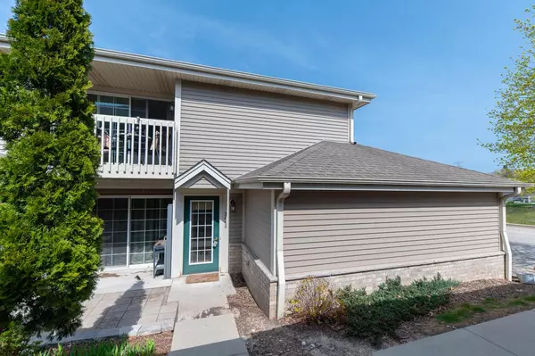 Saint Francis, WI 53235,2660 Hidden DRIVE #41