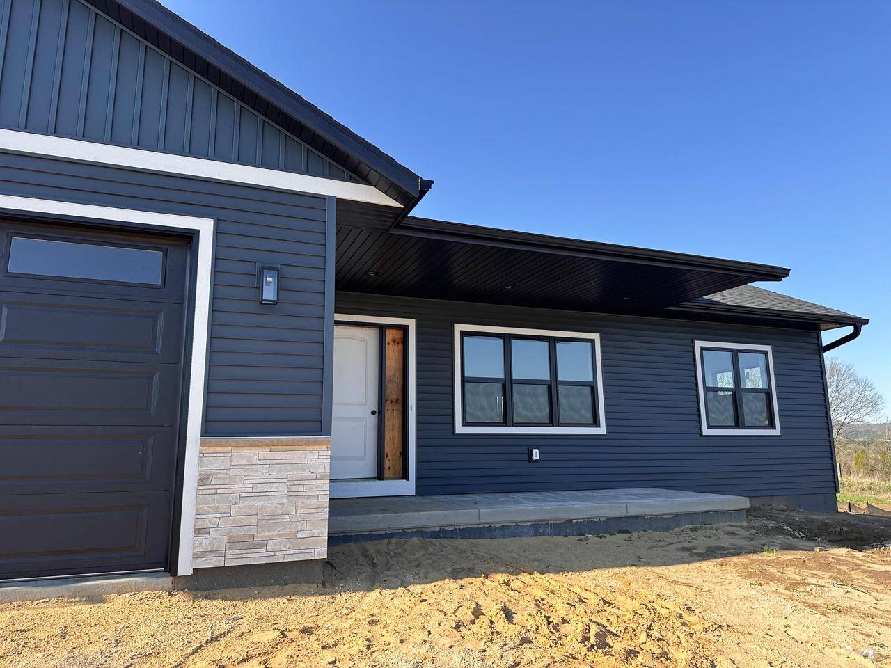 Holmen, WI 54636,123 Weston ROAD