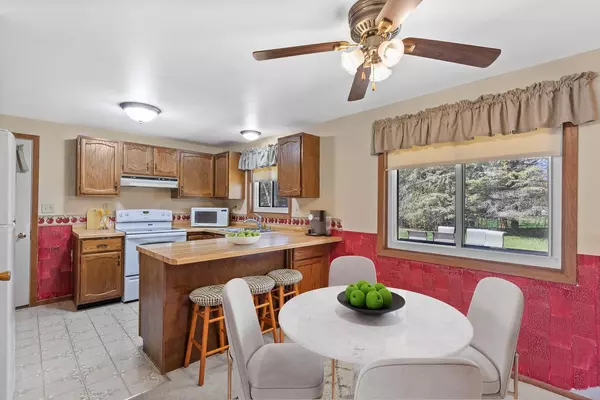 Rosendale, WI 54974,305 Hill ROAD