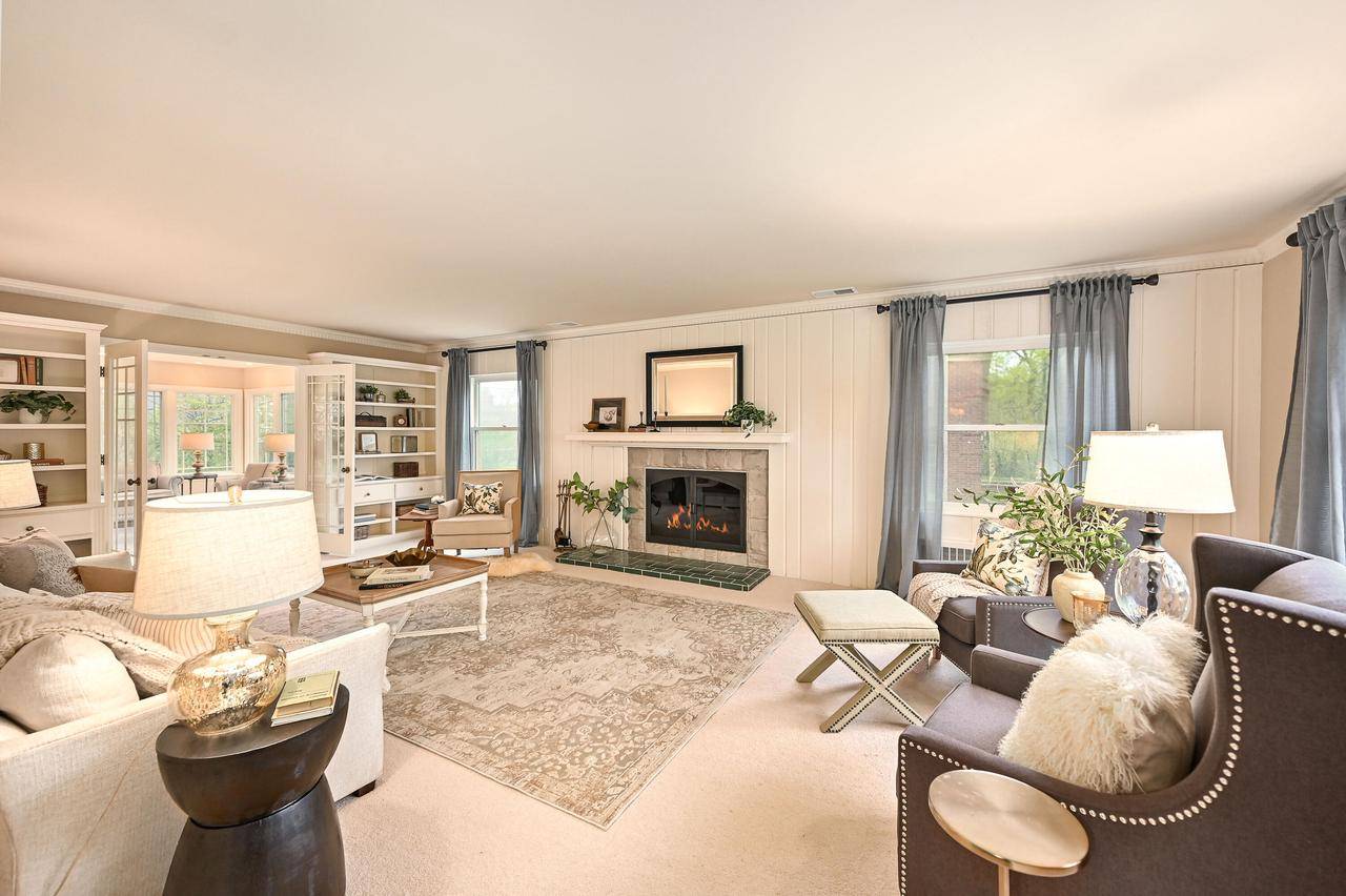 Wauwatosa, WI 53213,8118 Brookside PLACE