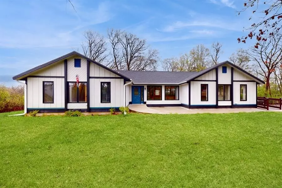 401 Host DRIVE, Lake Geneva, WI 53147