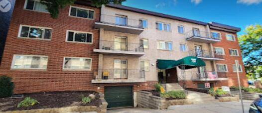 737 N 21st STREET, Milwaukee, WI 53233