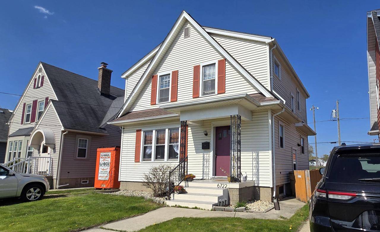 6722 32nd AVENUE, Kenosha, WI 53142