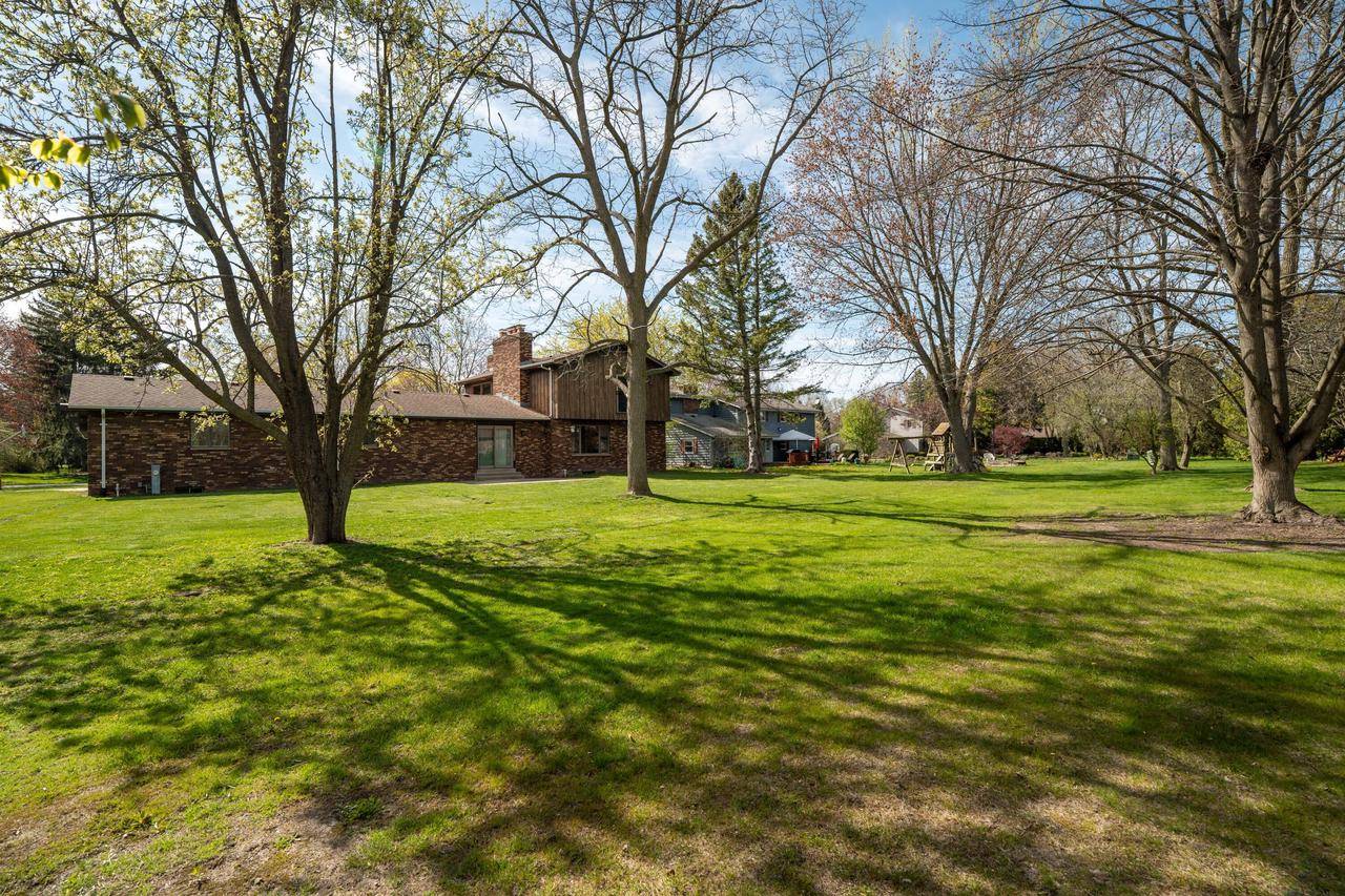 Wind Point, WI 53402,9 Sandalwood COURT