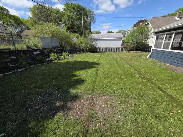 West Allis, WI 53227,2171 S 95th STREET