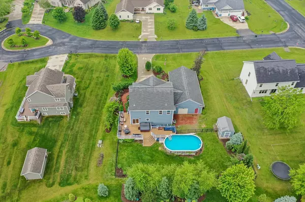 Dousman, WI 53118,148 Arnold COURT