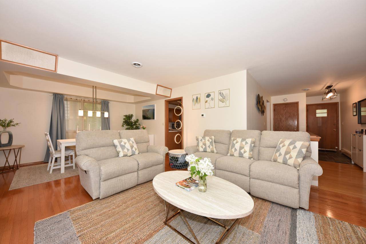South Milwaukee, WI 53172,1775 Poplar AVENUE