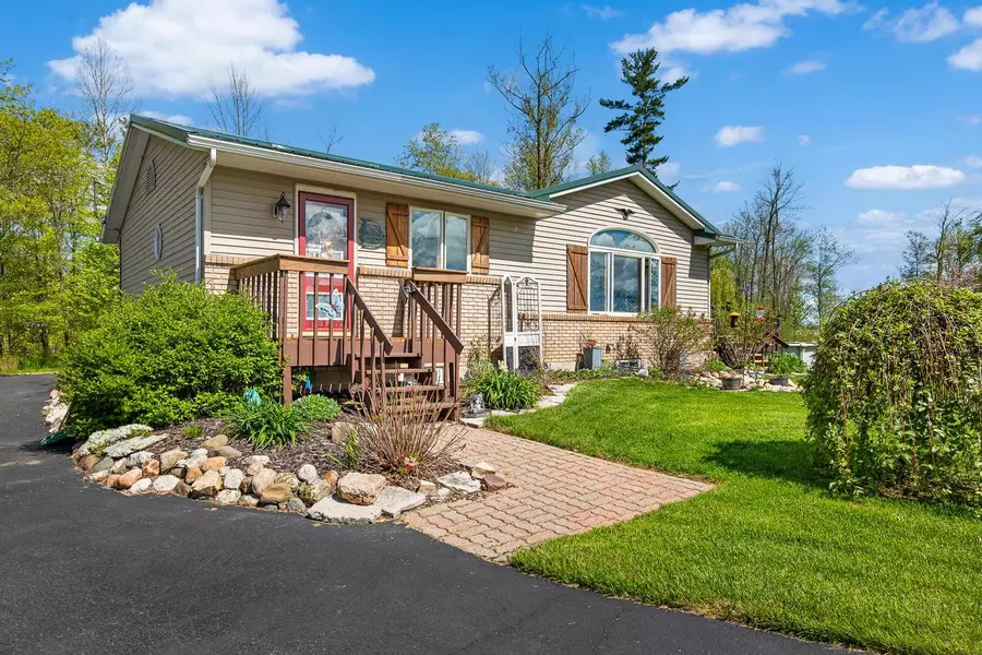 2480 Brunner ROAD, Manitowoc, WI 54220