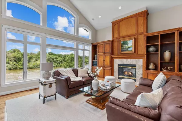 Appleton, WI 54915,94 Hidden Acres COURT