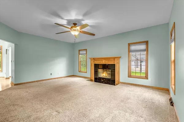 Hartland, WI 53029,N74W28801 Zimmers CROSSING