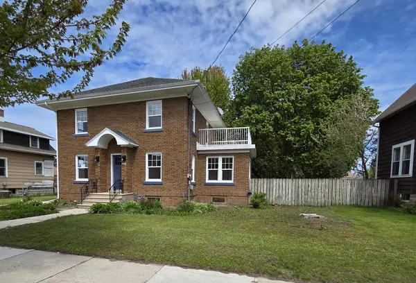 1415 Glenwood STREET, Two Rivers, WI 54241