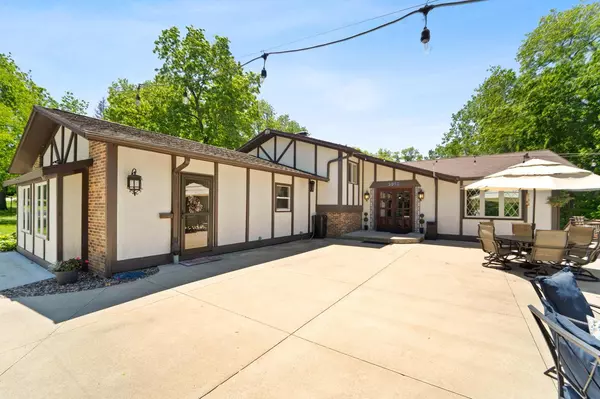 W3952 Artesian ROAD, Fond Du Lac, WI 54937