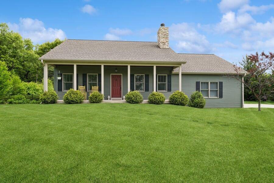 W522 Highland ROAD, Genoa City, WI 53128