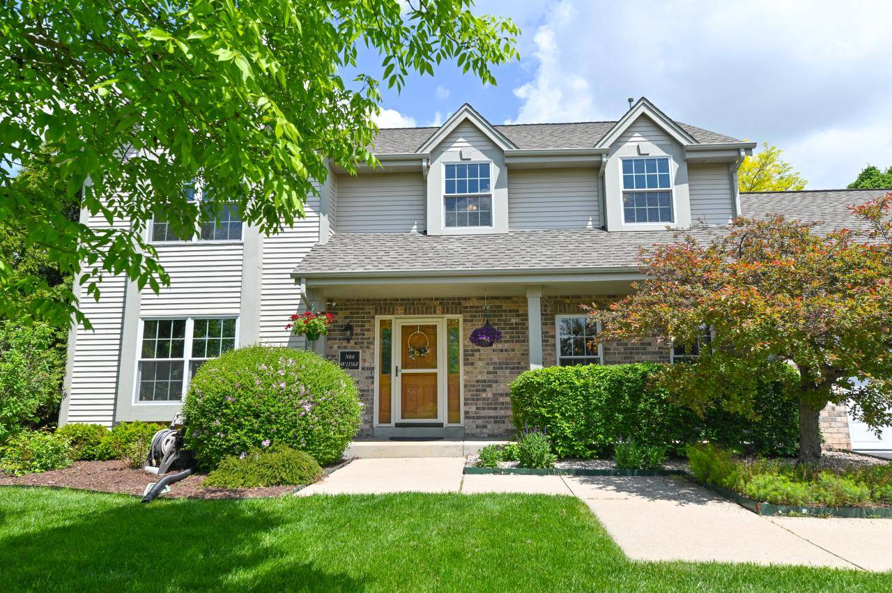 N66W13568 Crestwood DRIVE, Menomonee Falls, WI 53051