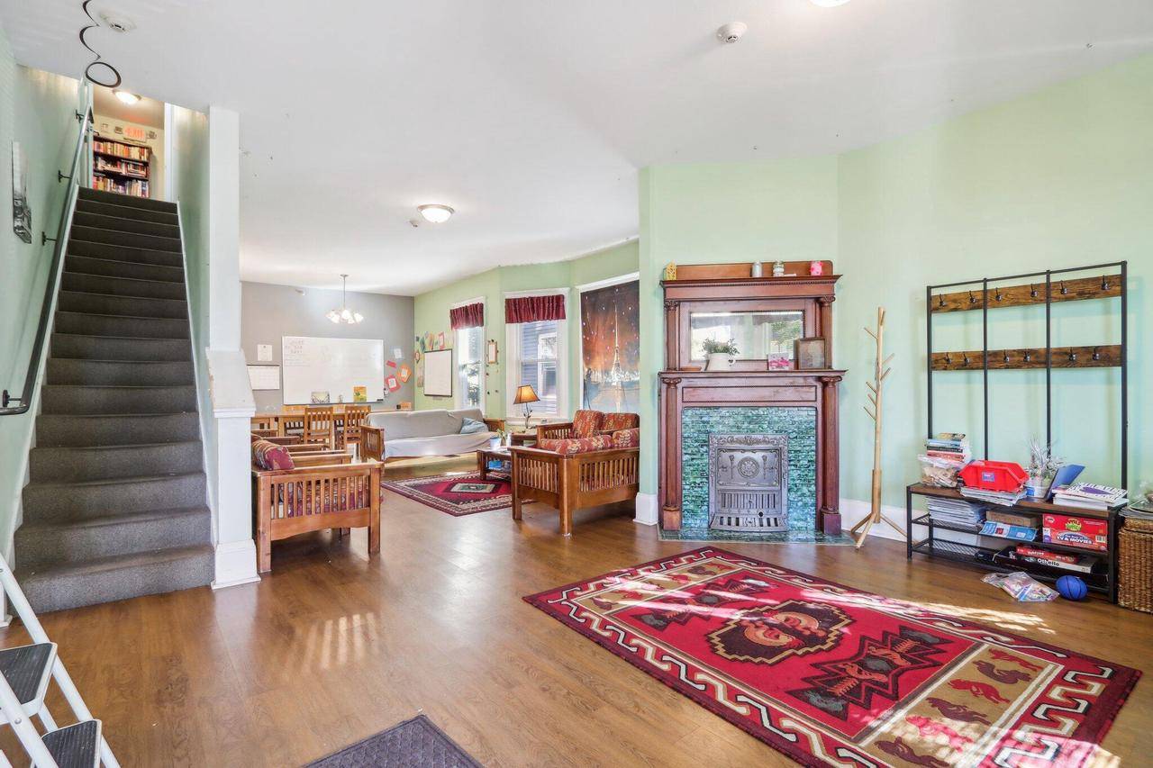 Milwaukee, WI 53204,1022 W Madison STREET #1024