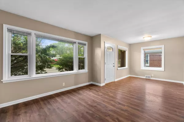 Milwaukee, WI 53209,5107 N 24th STREET