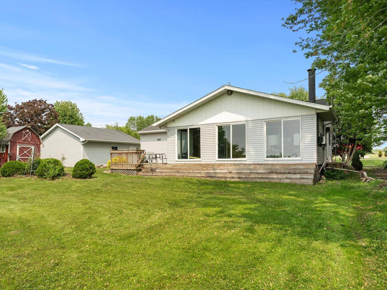 Chilton, WI 53014,N2265 Brothertown Beach ROAD