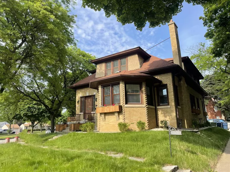 3402 N 51st BOULEVARD, Milwaukee, WI 53216
