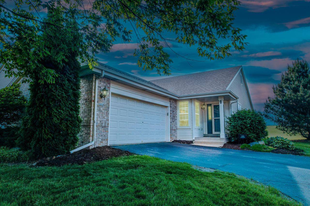 1218 Steeplechase DRIVE, Watertown, WI 53094