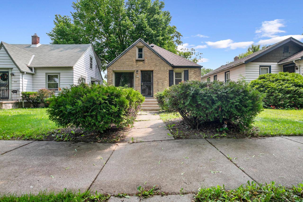 4636 N 19th STREET, Milwaukee, WI 53209