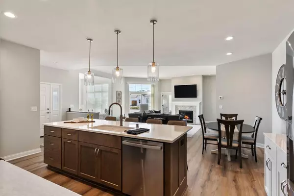 Grafton, WI 53024,889 S Verona CIRCLE #85