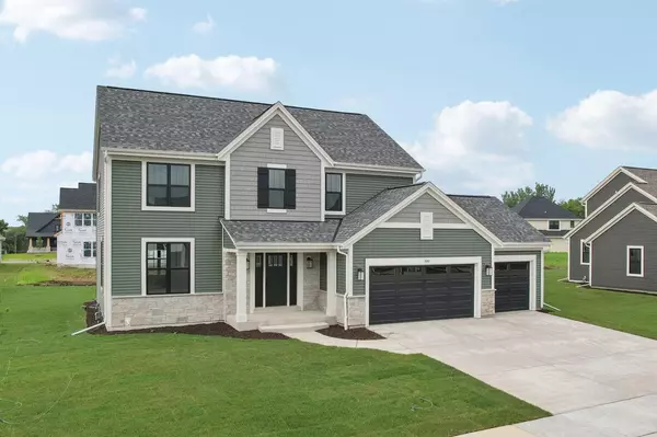 1241 Green Tree DRIVE, Oconomowoc, WI 53066