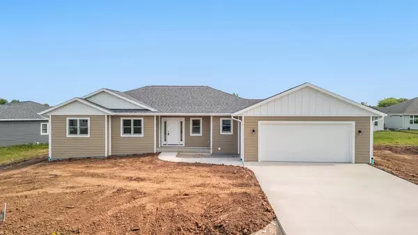 2825 Stonebrook DRIVE, Sheboygan, WI 53081