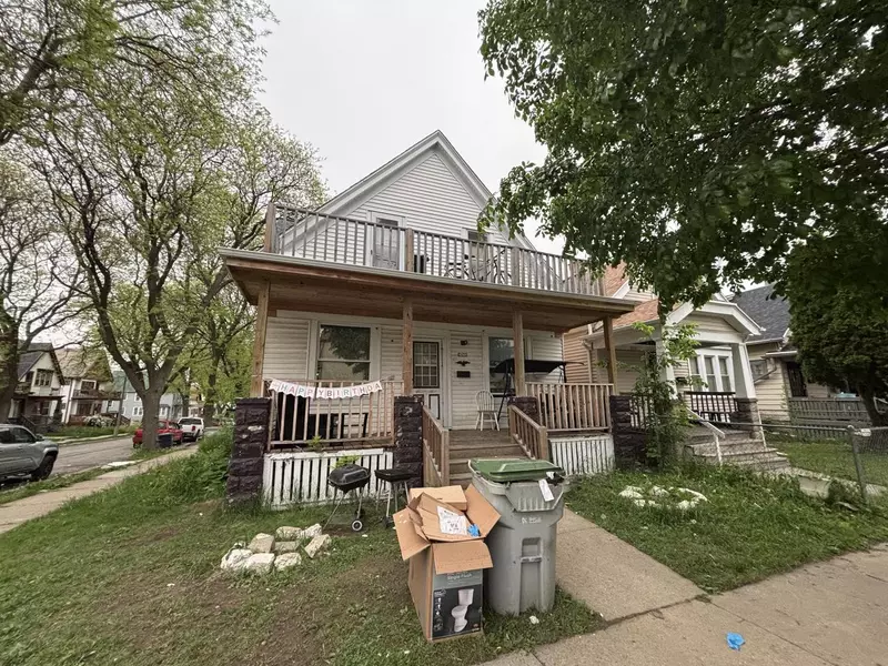 2432 W Concordia AVENUE, Milwaukee, WI 53206
