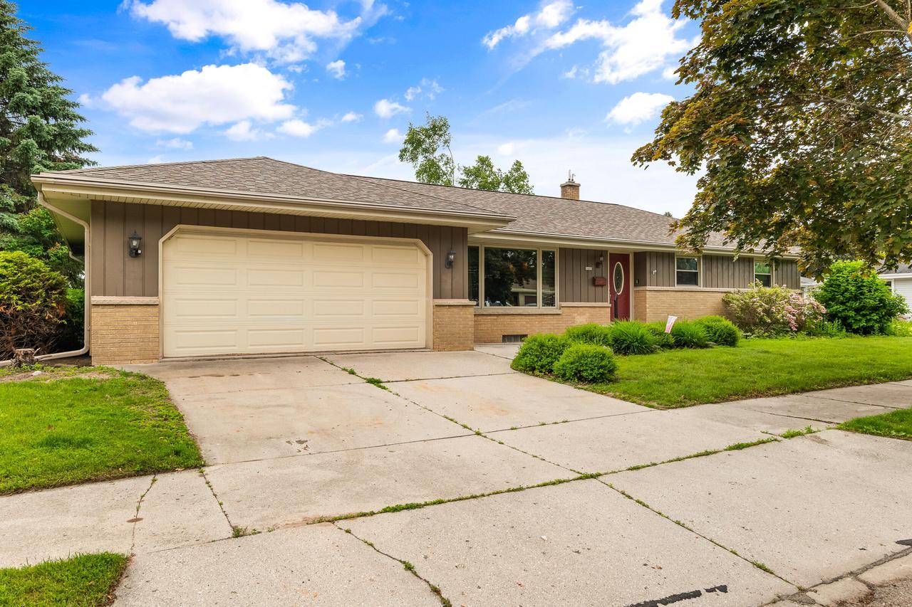 1635 N 21st STREET, Manitowoc, WI 54220