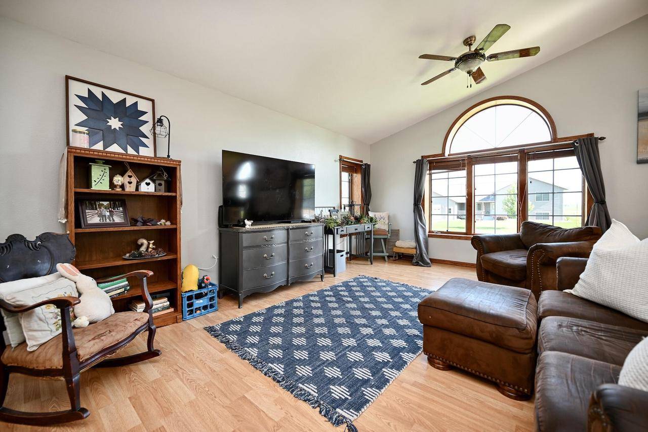 Lewiston, MN 55952,17 Williams STREET