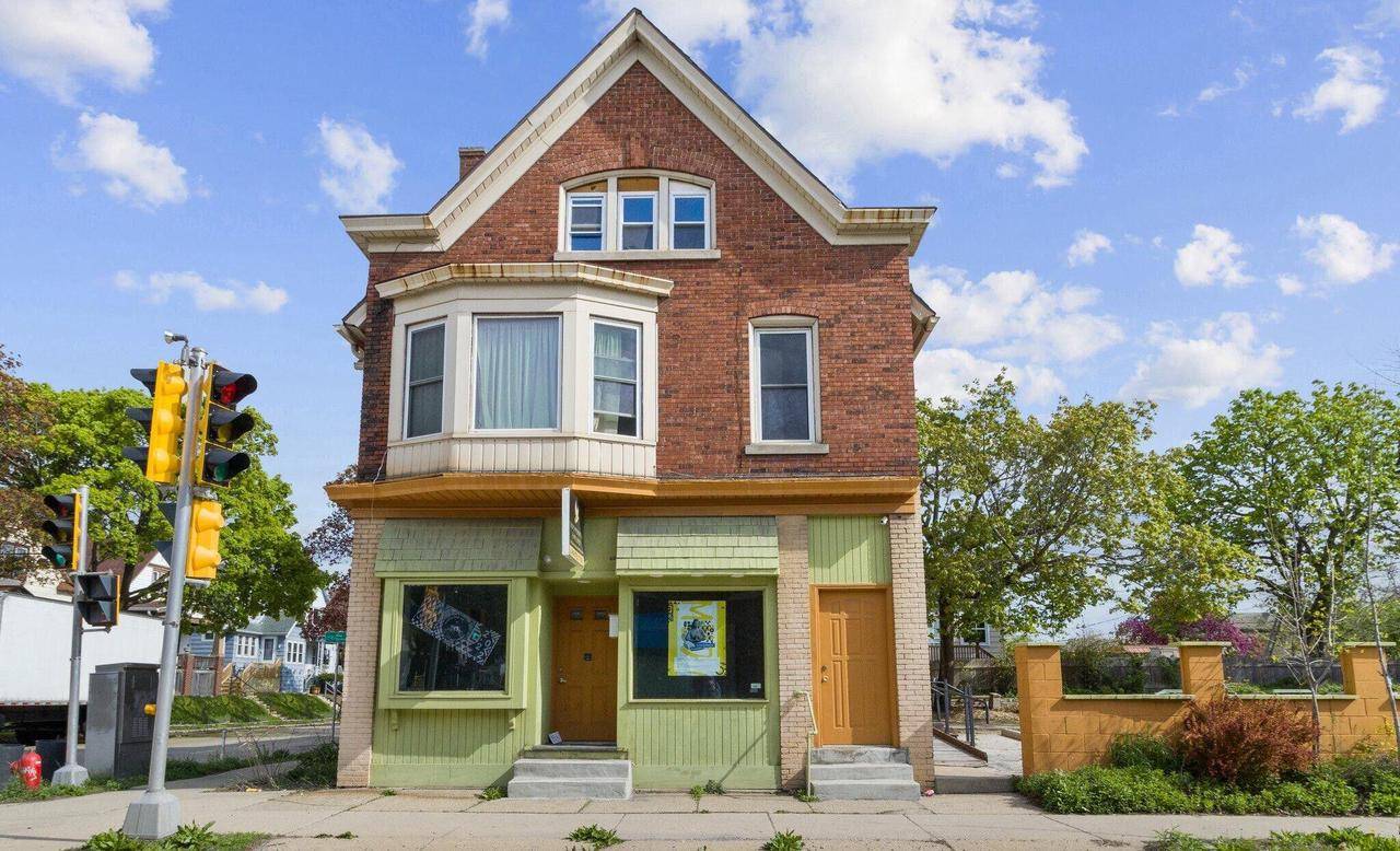 800 E Locust STREET #802, Milwaukee, WI 53212