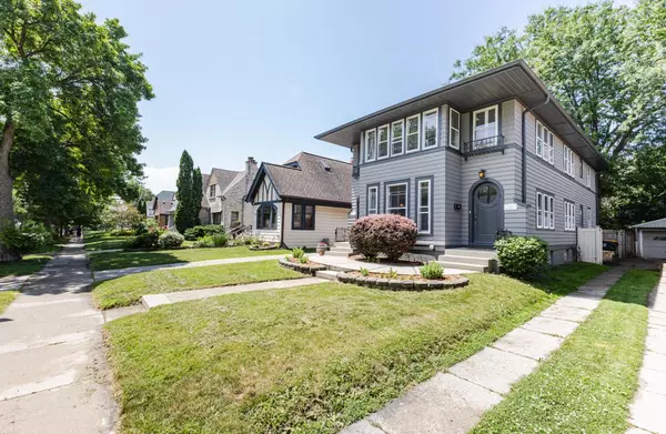 Wauwatosa, WI 53213,2539 N 68th STREET #2541