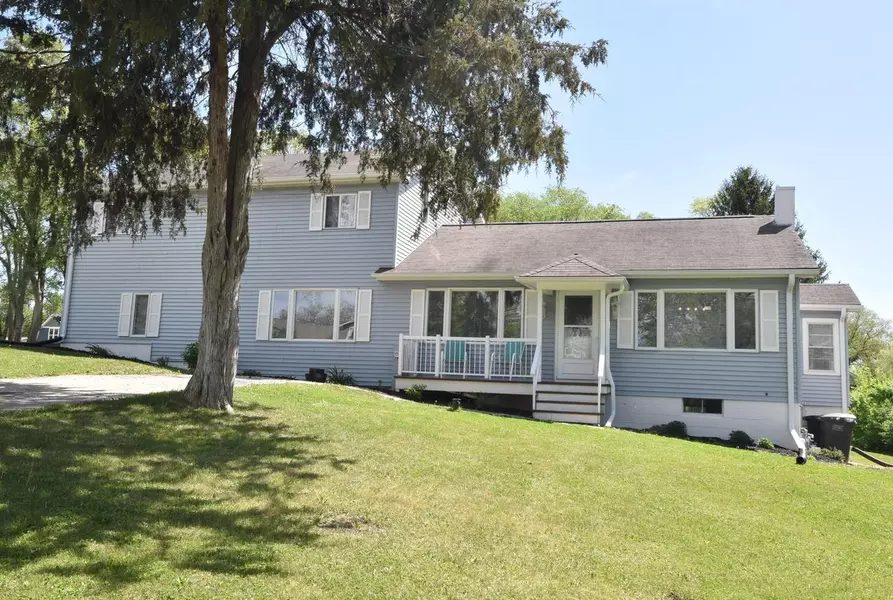 11811 213th AVENUE, Bristol, WI 53104