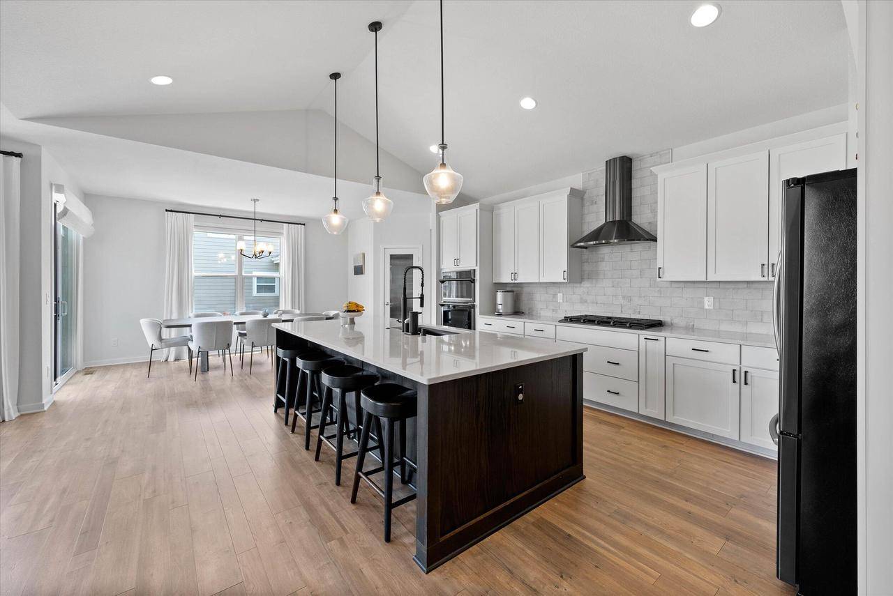 Franklin, WI 53132,10190 S Woodside COURT