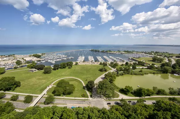 1660 N Prospect AVENUE #2408, Milwaukee, WI 53202