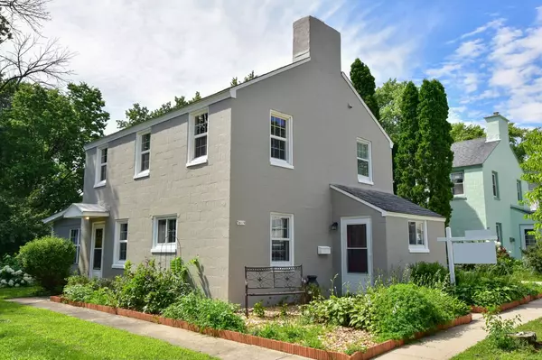 Greendale, WI 53129,5619 Badger COURT