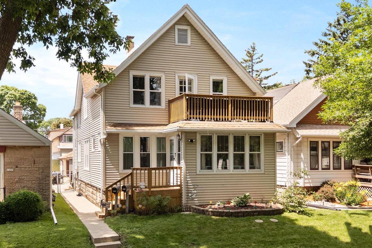 2243 S 73rd STREET #2245, West Allis, WI 53219