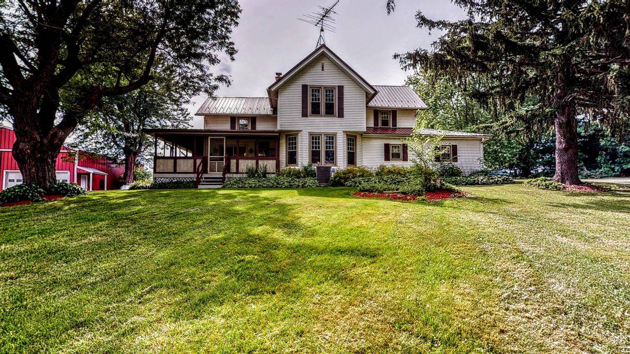 N7295 Manske ROAD, Lake Mills, WI 53551
