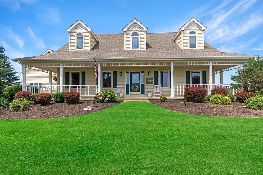 W1281 Siena CIRCLE, Lake Geneva, WI 53147