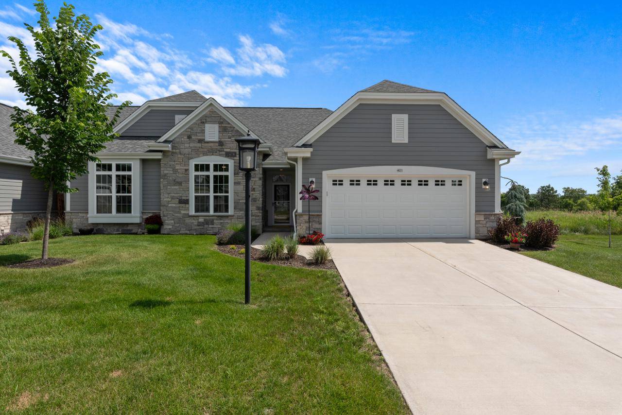 421 Prairie Song COURT, Waukesha, WI 53188