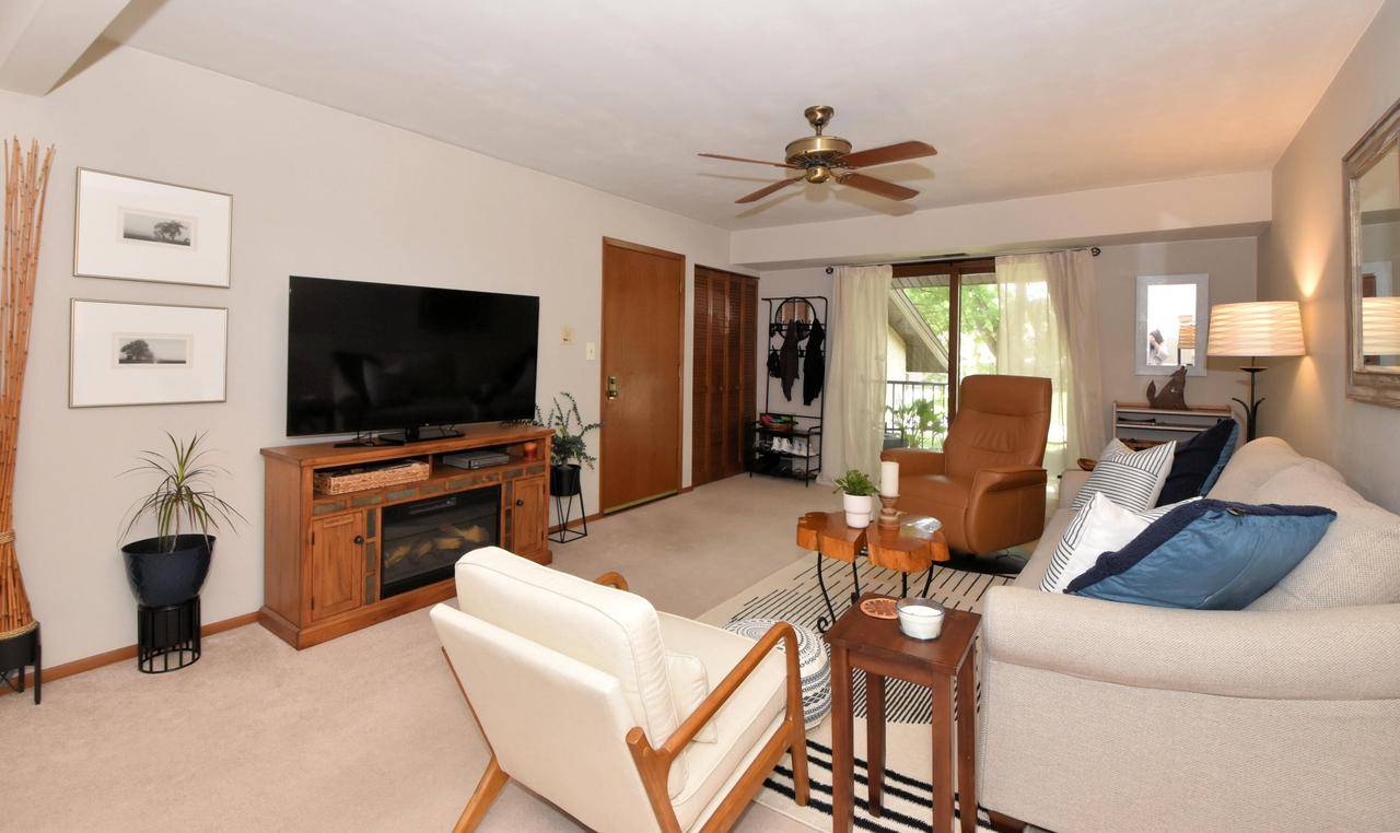 Menomonee Falls, WI 53051,N82W13500 Fond du Lac AVENUE #A203